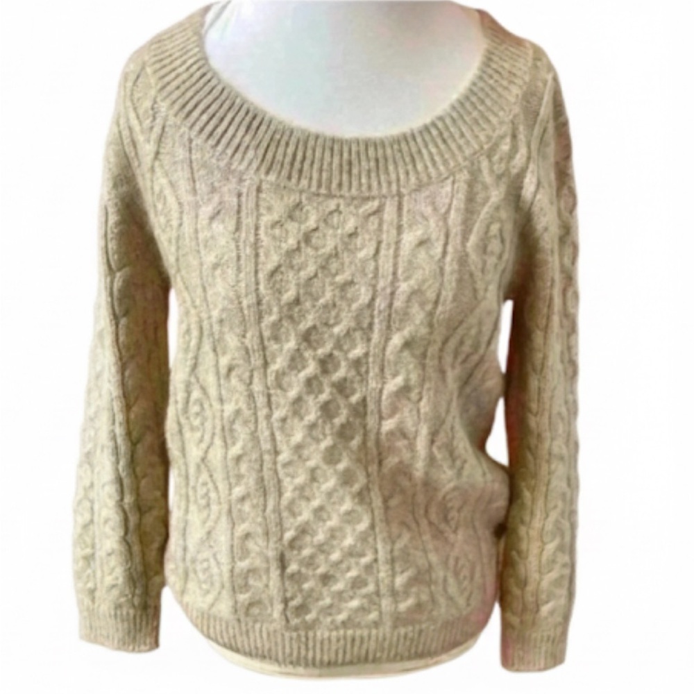 Club Monaco mohair blend tan cable knit sweater size medium EUC!